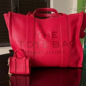 Marc Jacobs Bold Red Tote Set. Large Tote Bag